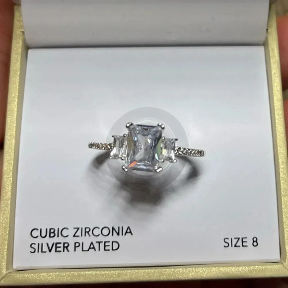 Charter Club Silver-Tone Crystal Triple-Stone Ring NWT 6,8,9,10,11 - Picture 3 of 9